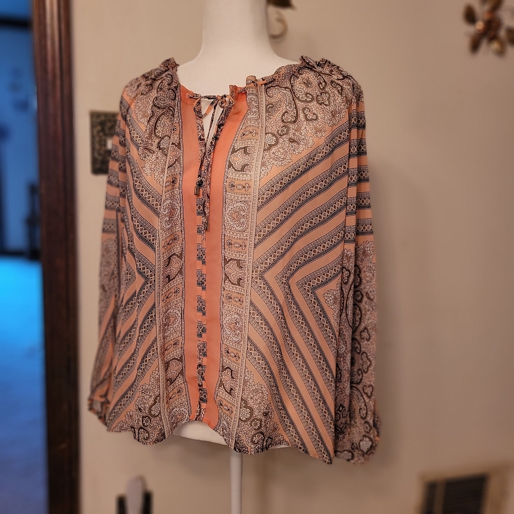 New York & Co Gathered Long Sleeve Top
